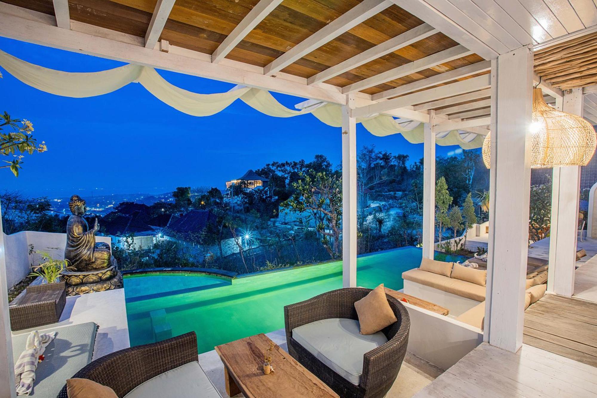 נוסה-למבונגן The Puncak Private Villa מראה חיצוני תמונה